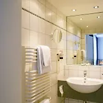 Maternushaus 4*