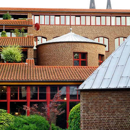 Maternushaus