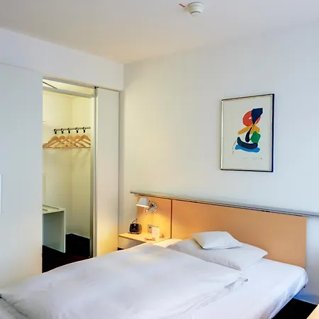 Maternushaus 4*