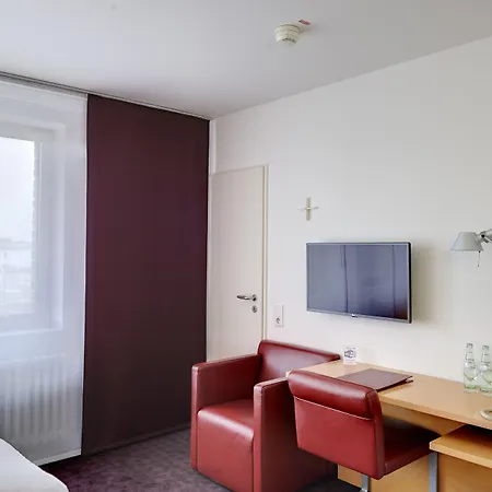 Maternushaus 호텔 4*