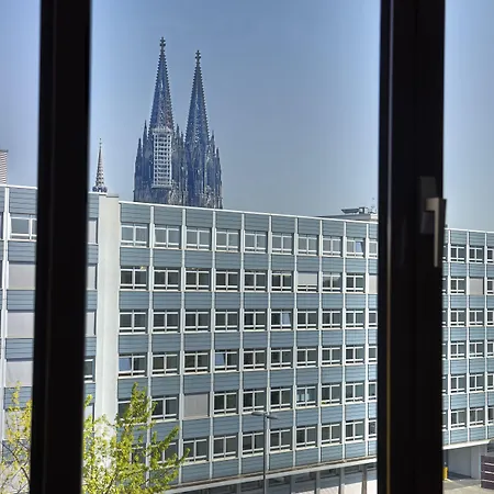 Maternushaus 호텔 4*